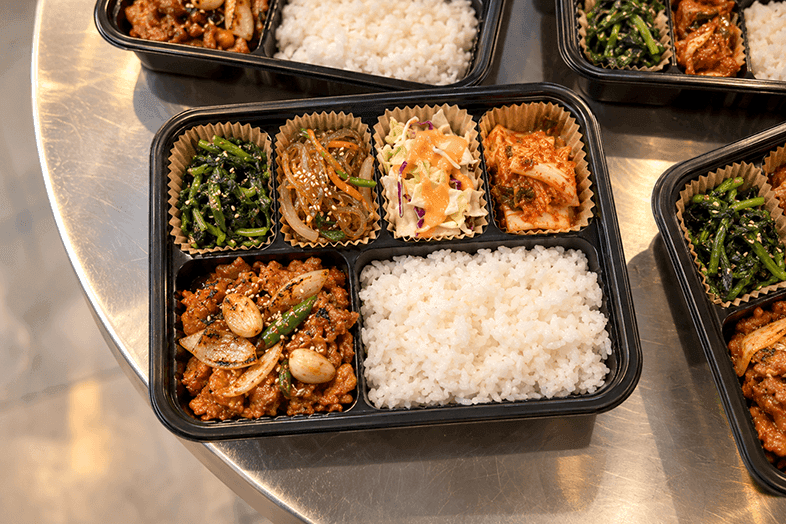 Korean catering dishes prepared by Sagori